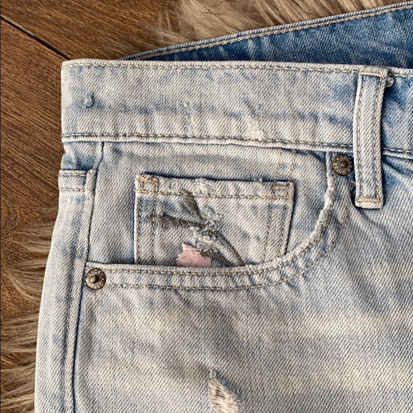 Lucky Brand Sienna Floral Embroidered Jeans BNWOT - Picture 2 of 14